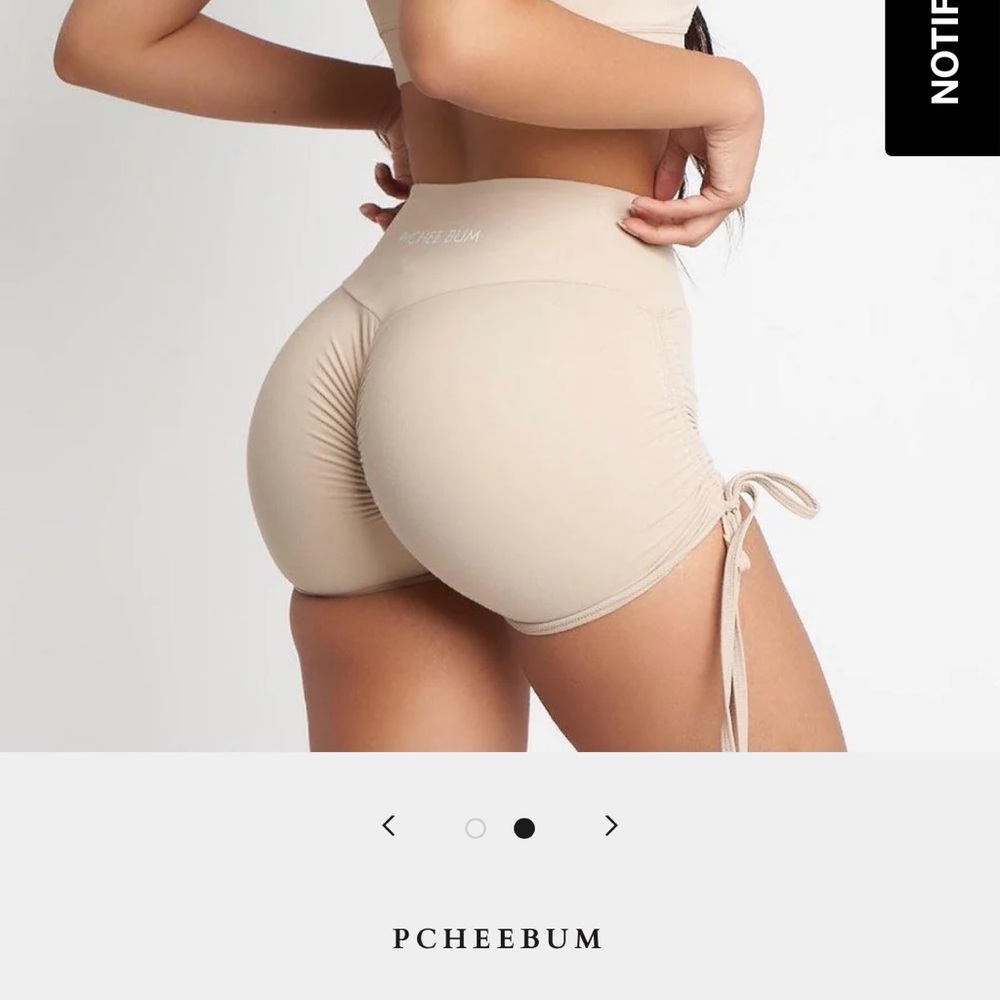 Pcheebum V Waist Scrunch Bum Shorts